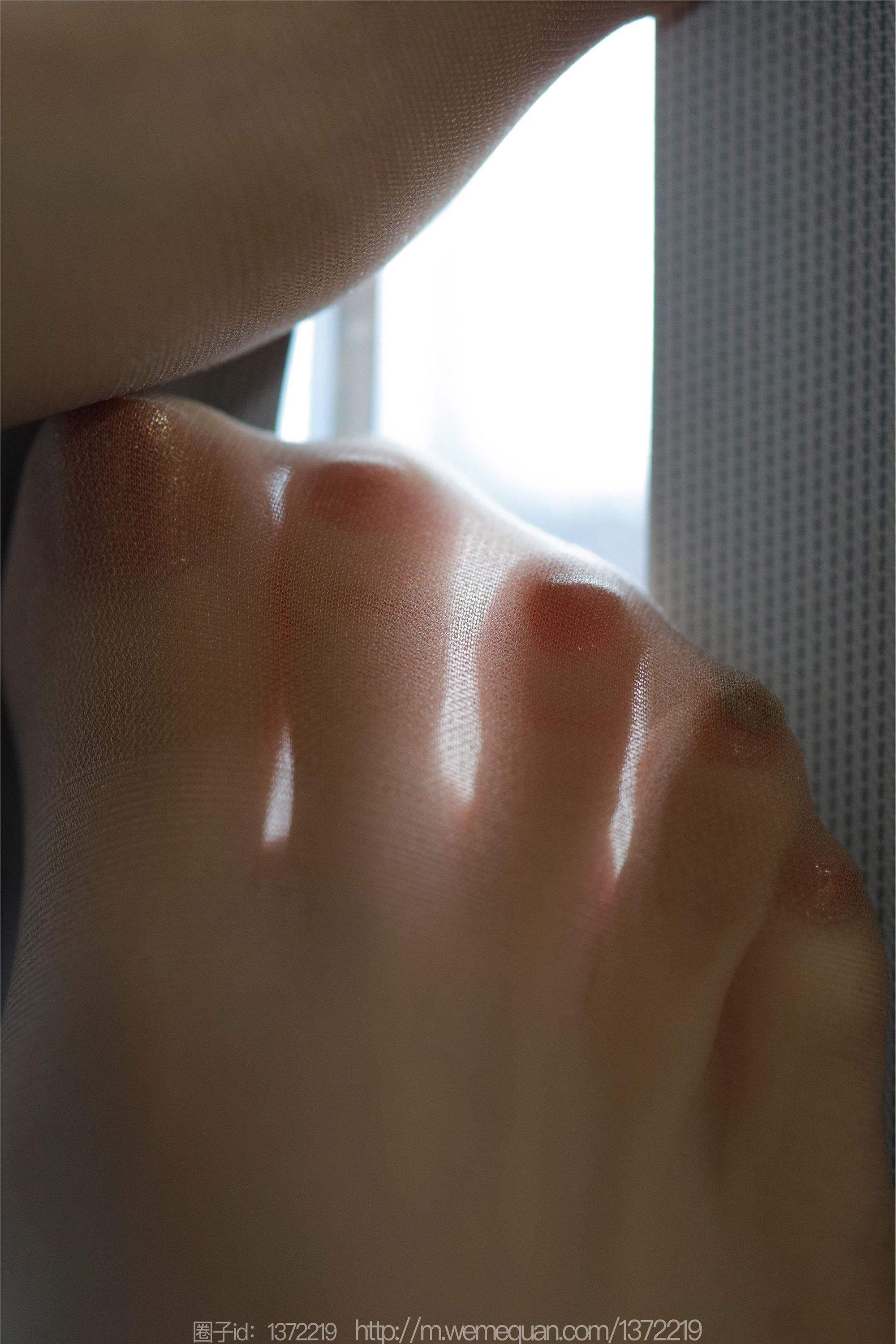 IESS异思趣向  2023.04.08 丝享家 1415 团团《粉嫩长腿》